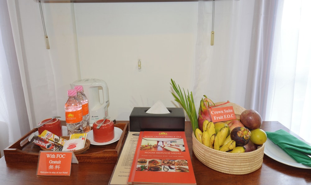 Executive Suite - Photo 8