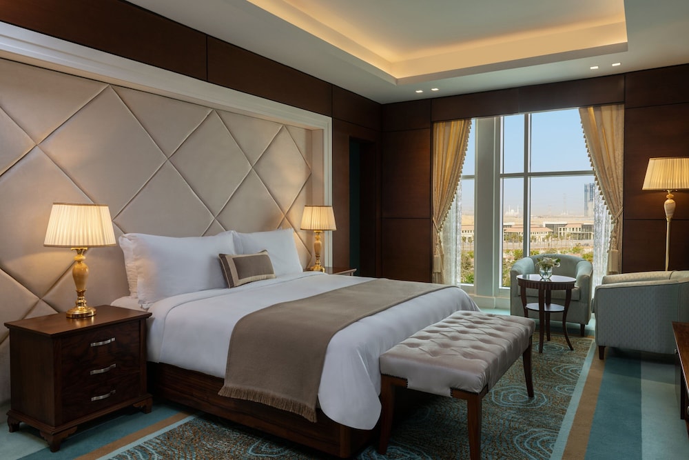 Suite, 1 Bedroom, City View