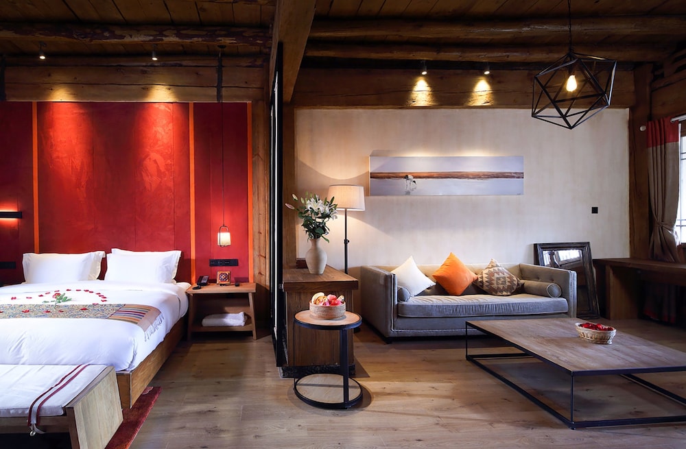 Design Suite, 1 King Bed photo 3
