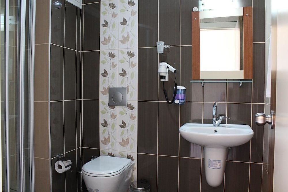Standard Room photo 2