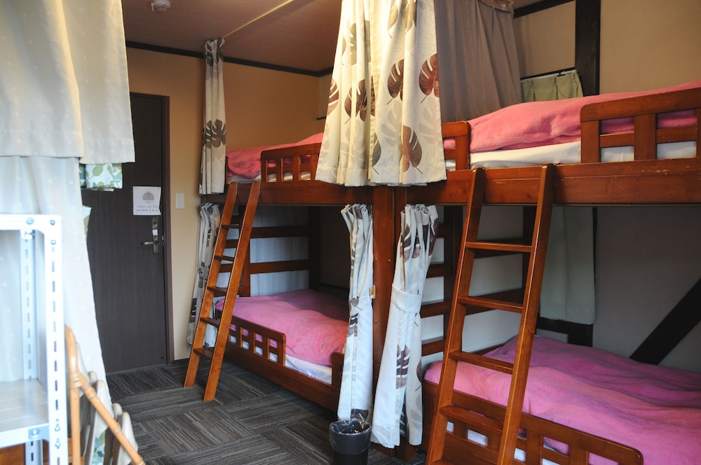Economy Room 3-6 persons photo 3
