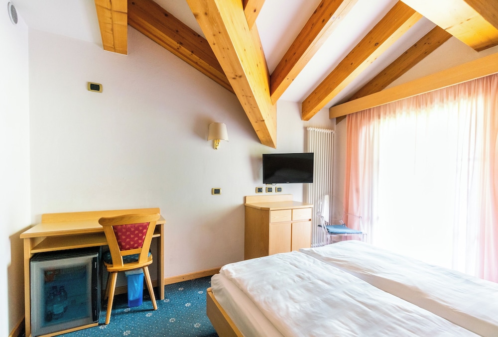 Economy Double or Twin Room - Photo 5