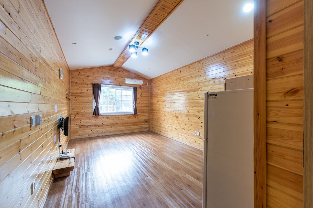 Traditional Room (Ondol) - Photo 3