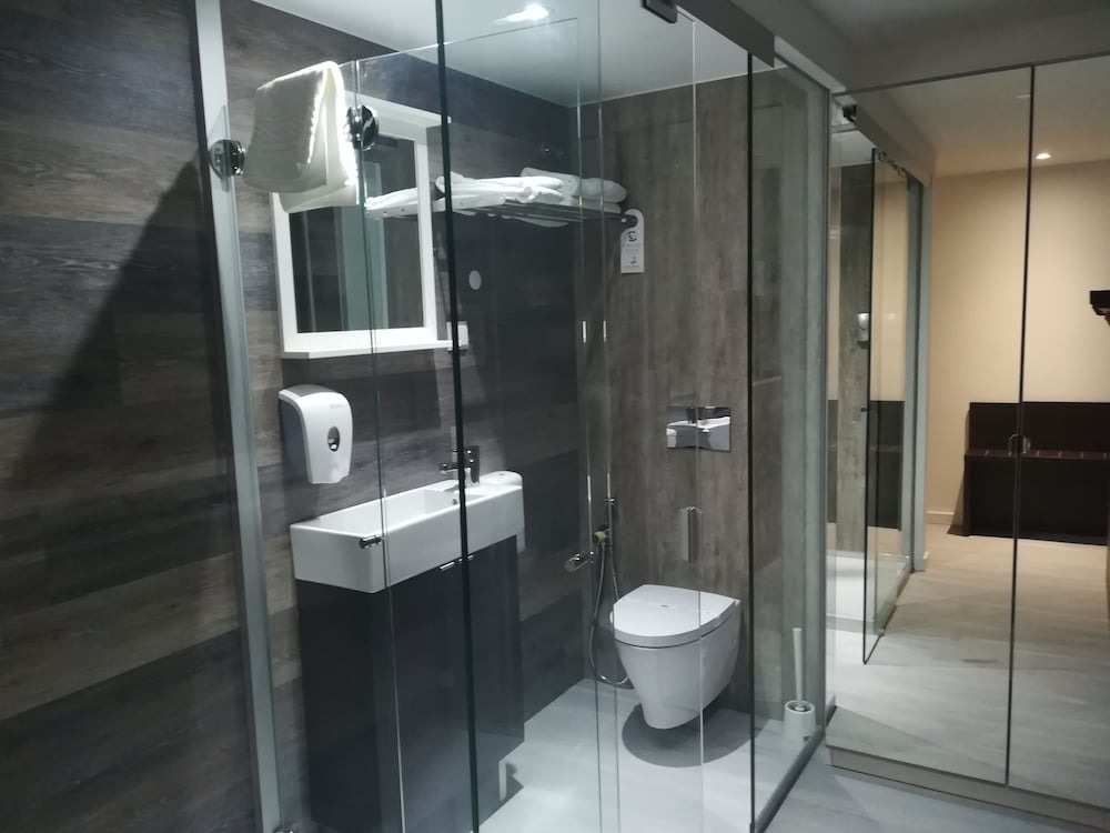 Deluxe Double Room, Jetted Tub, Sea View - Photo 4
