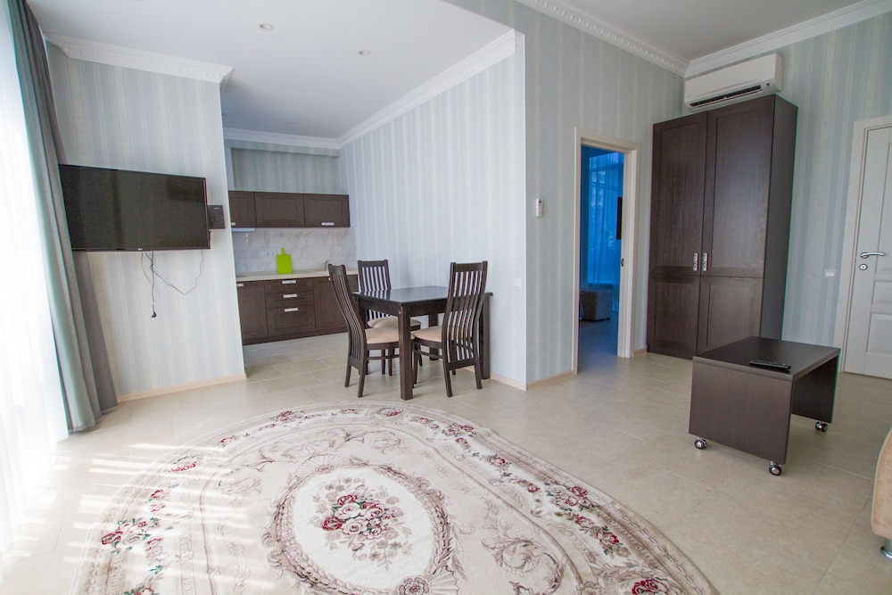 Comfort Studio, Kitchen