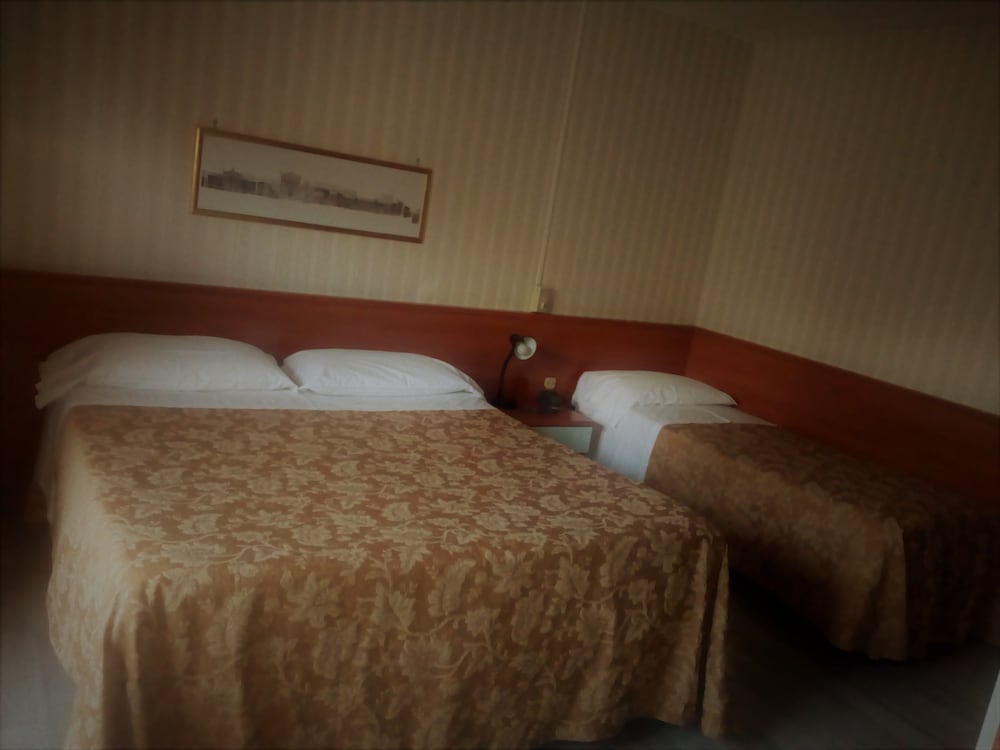 Economy Double Room, Ground Floor photo 3