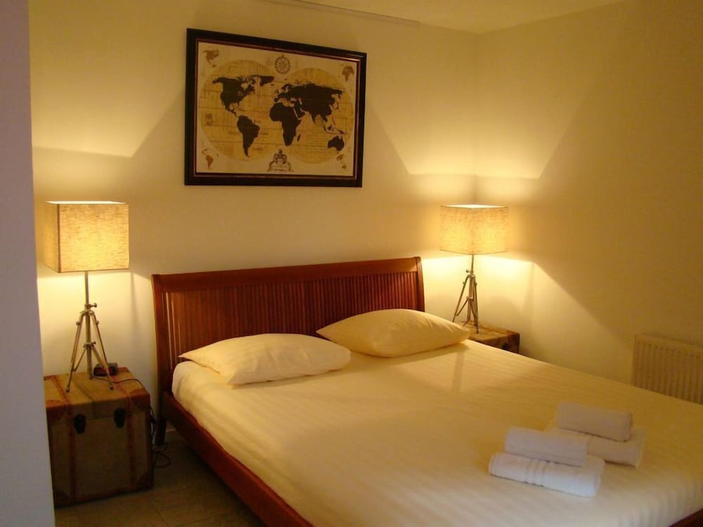 Deluxe Double Room (Steam Shower)