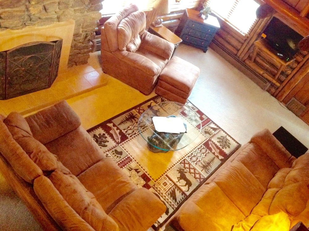 Standard Cabin, 5 Bedrooms, Non Smoking photo 2