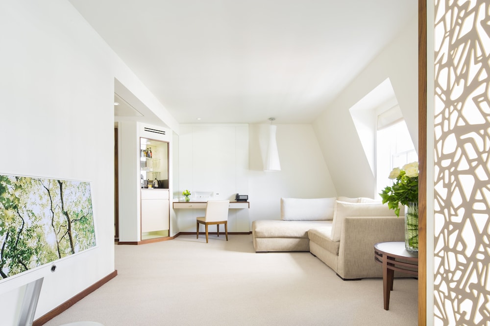 Junior Suite (City)