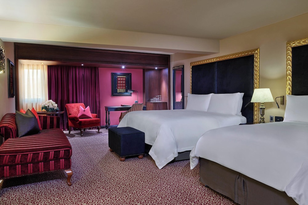 Deluxe Room, Multiple Beds - Photo 2