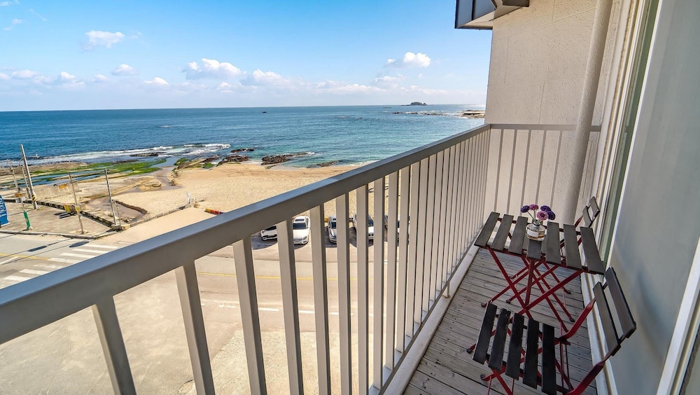 Basic Room, 1 Bedroom (302(Ocean view)) - Photo 13