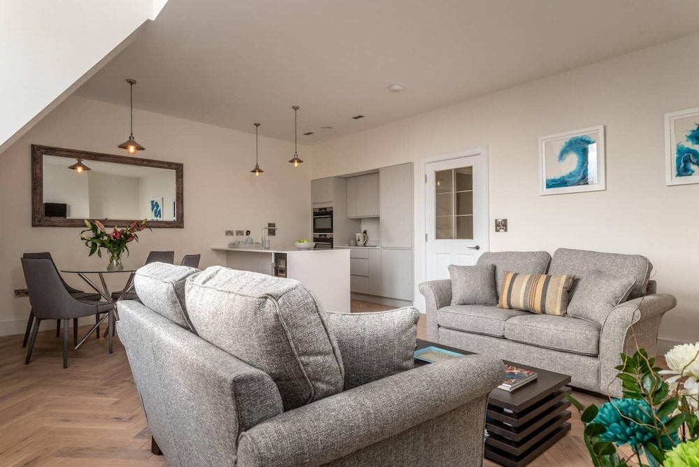 Cathedral View - Un appartement privé exclusif sur Cathedral Green, Exeter, Photo 7