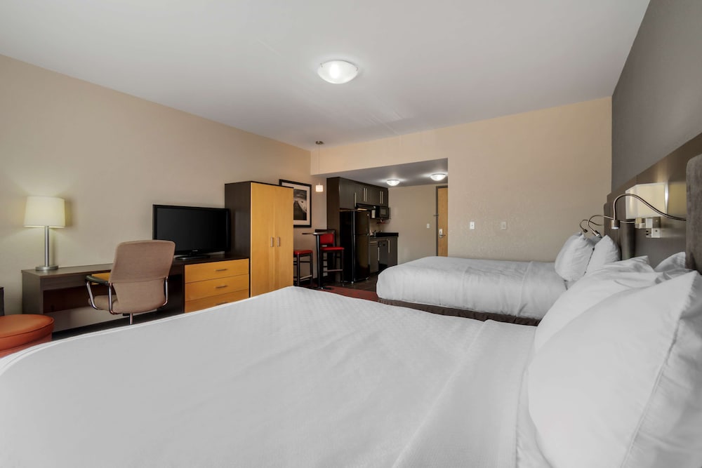 Standard Room, 2 Queen Beds, Non Smoking, Kitchenette