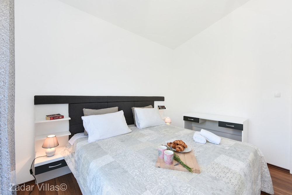 Villa, 4 Bedrooms, Private Pool, Mountain View photo 3