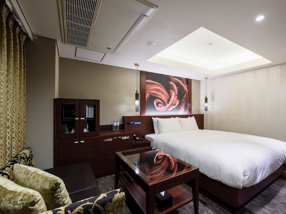 Deluxe Double Room, Smoking photo 2