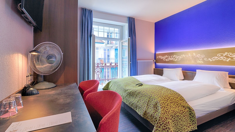 Economy Double Room, 2 Twin Beds, Non Smoking photo 1