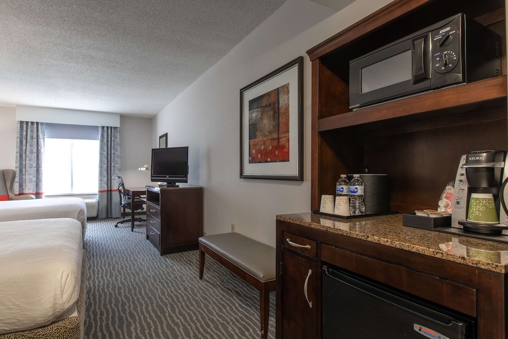 Room, 2 Queen Beds, Non Smoking - Photo 2