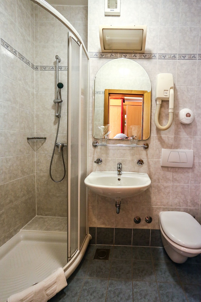 Standard Double Room, Park View photo 2
