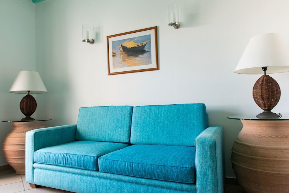 Suite - Photo 5