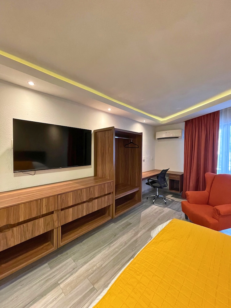 Luxury Room photo 2
