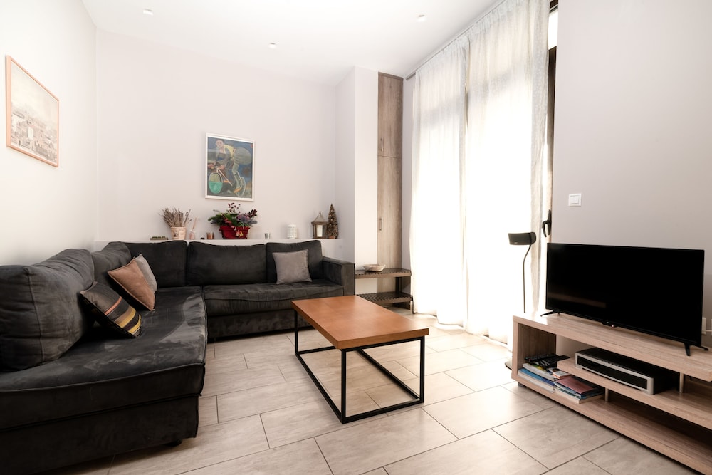 City Apartment (Rooftop)