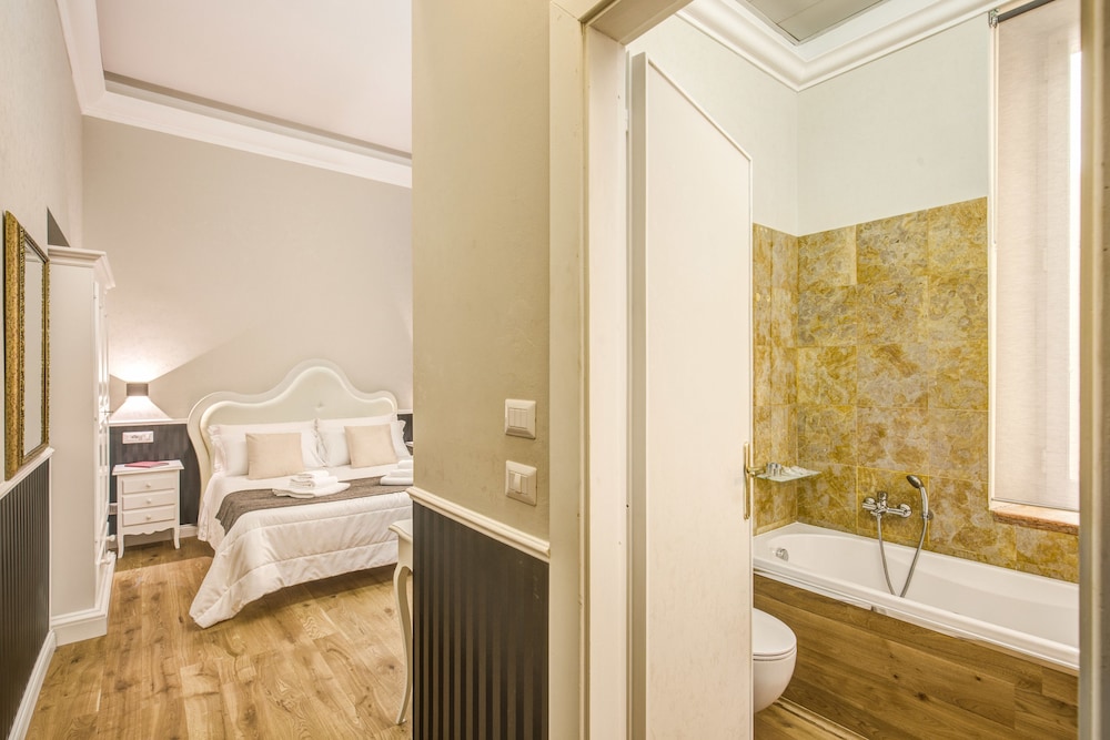 Superior Double Room, 1 Queen Bed photo 2