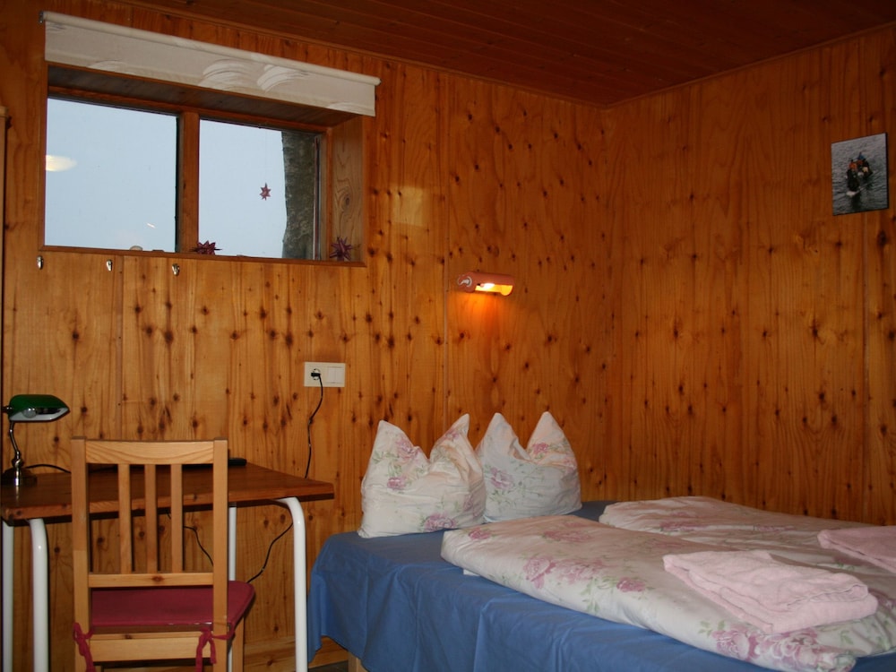 Double Room, Shared Bathroom photo 1