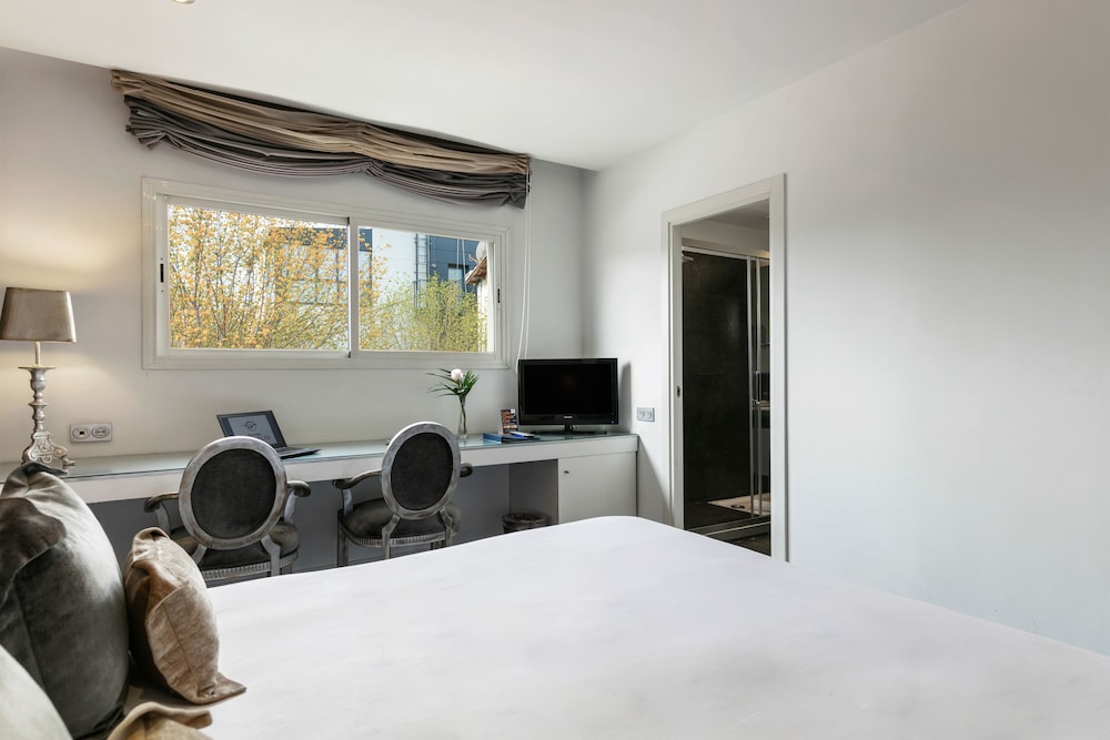 Standard Double Room (Acis) photo 3