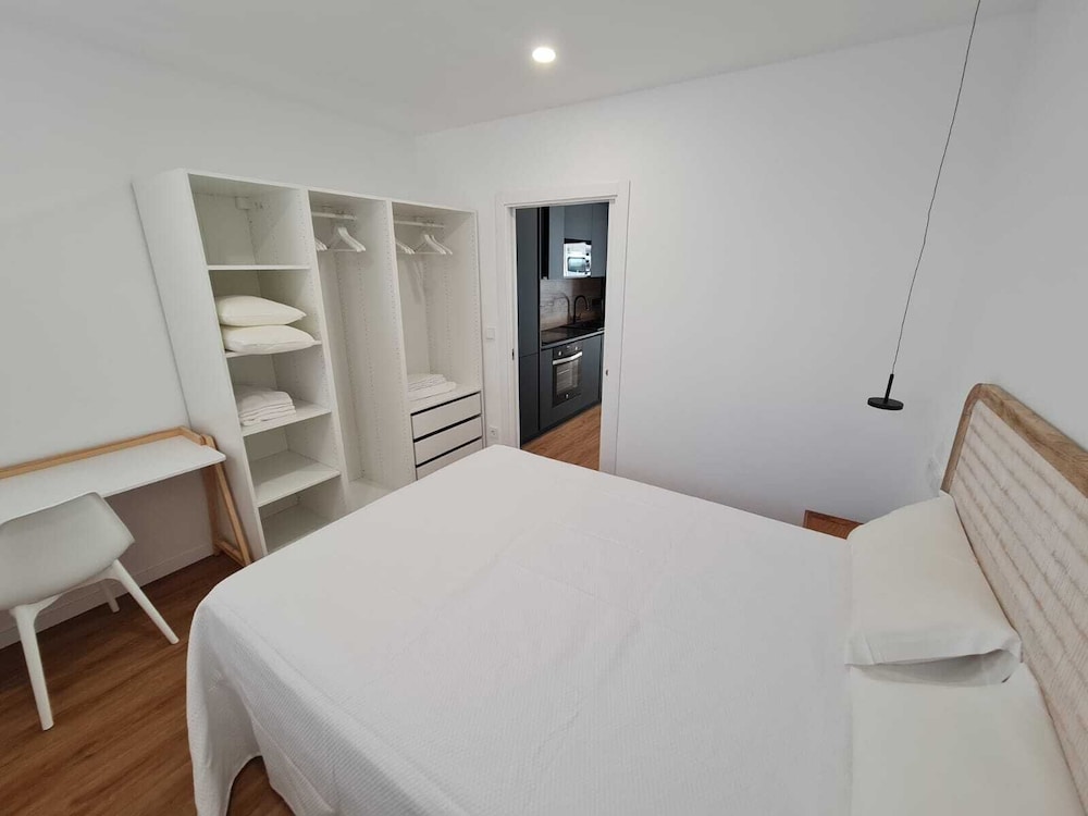 Signature Apartment photo 2
