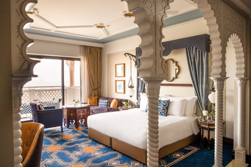 Club Room (Arabian) photo 2