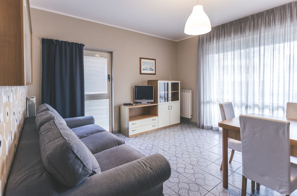 Apartment for 1 person in Dependance photo 2