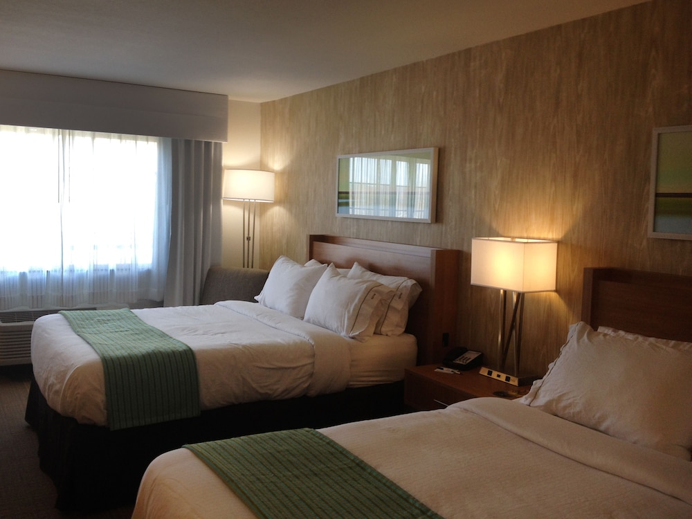 Standard Room, Accessible (Mobility) photo 2