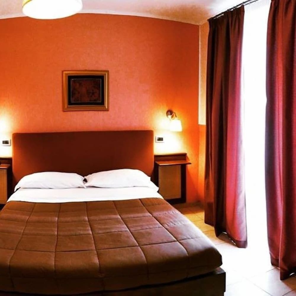 Classic Single Room