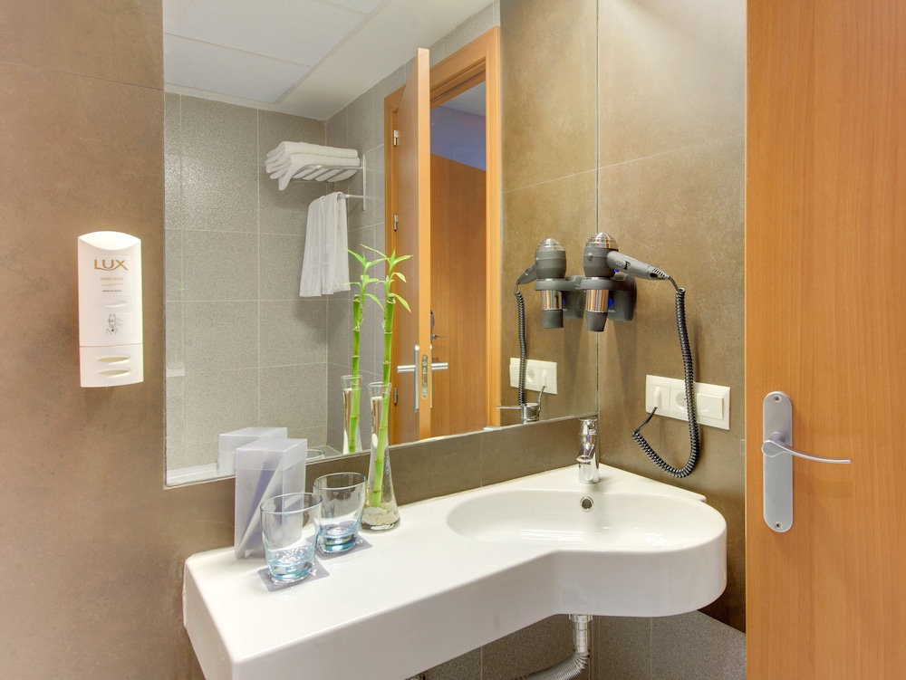 Superior Double Room - Photo 2