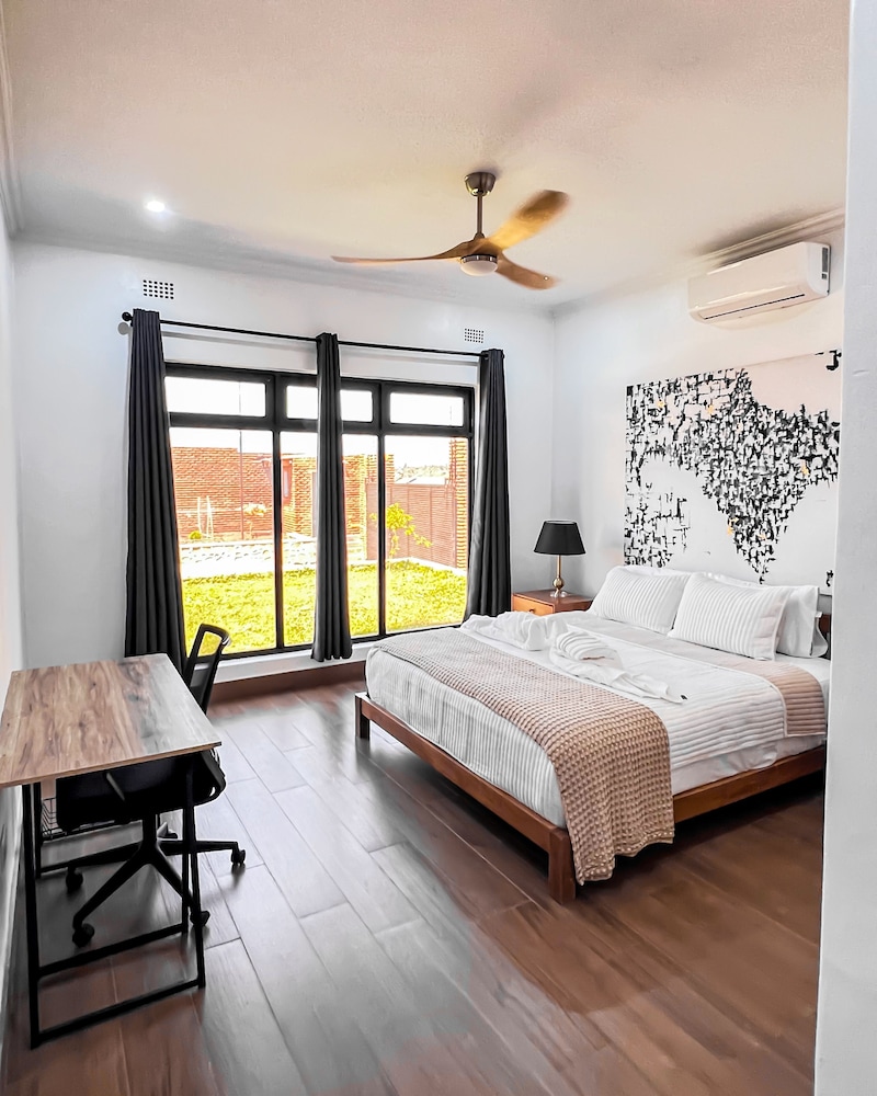 Superior Studio Suite, Garden View