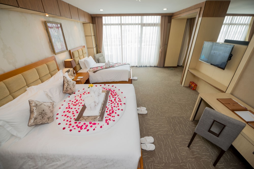 Executive Suite