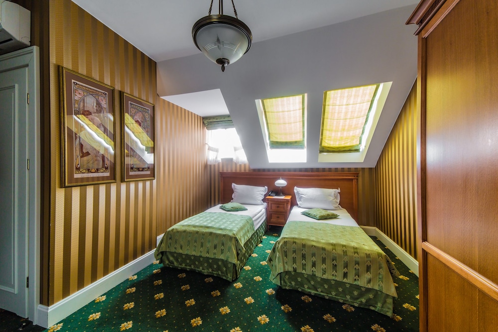 Superior Triple Room photo 2