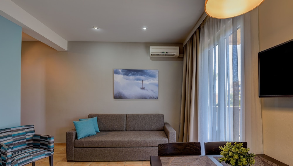 Apartment, City View photo 3