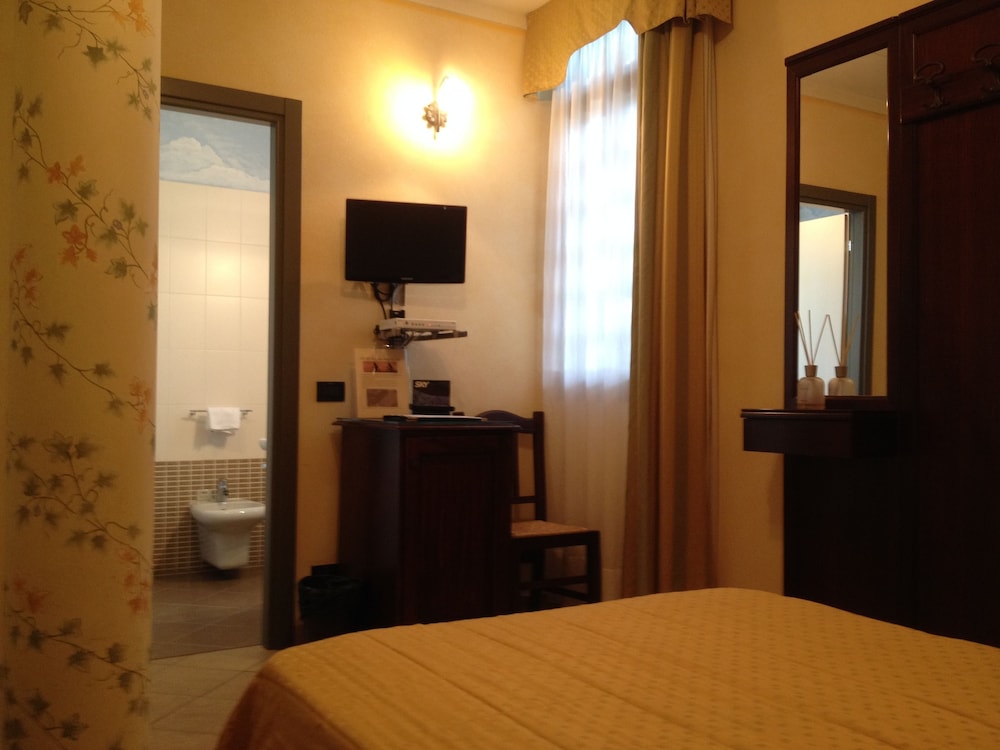 Single Room photo 1