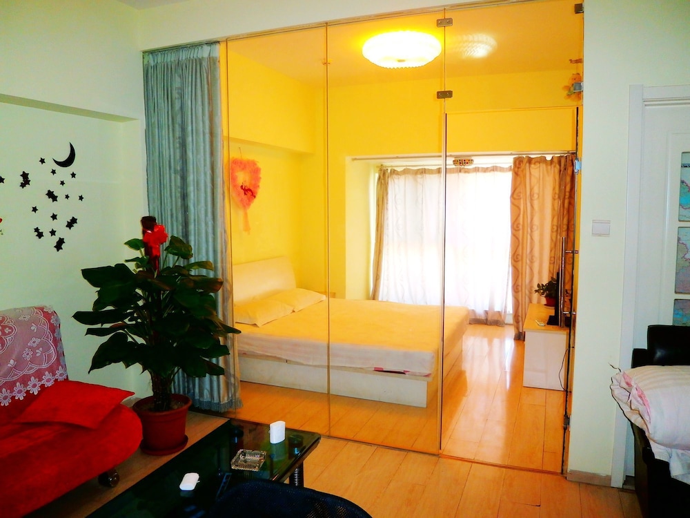 One-Bedroom Apartment A photo 3