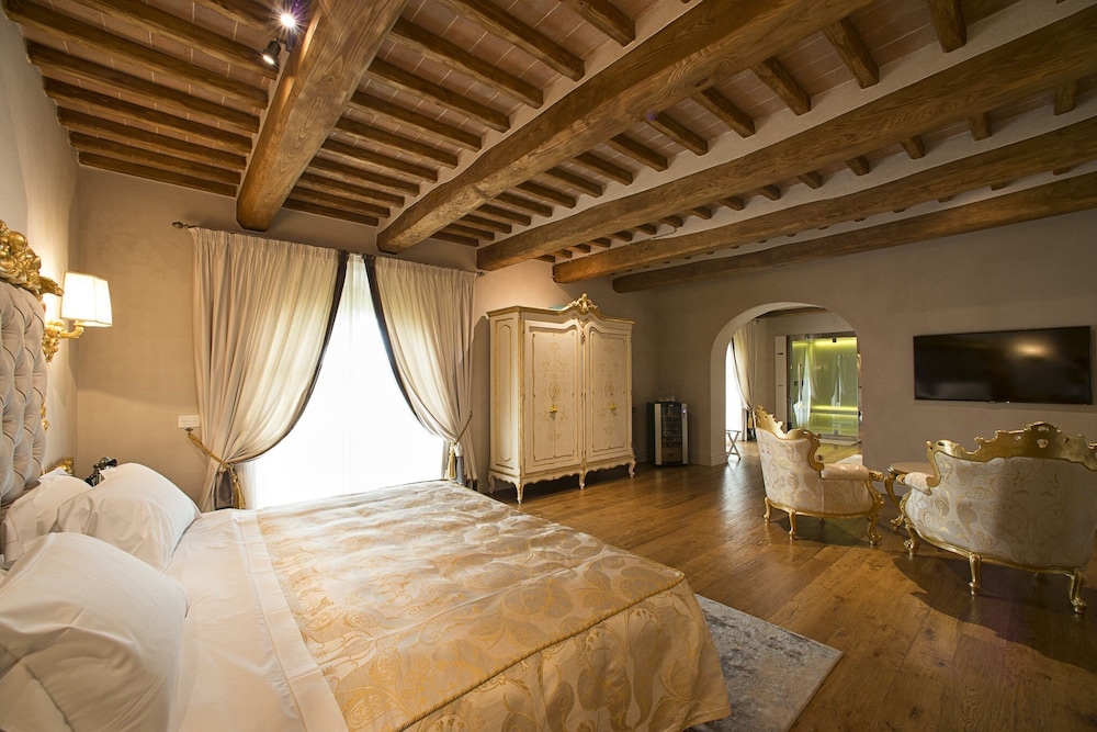 Suite Exclusive with SPA - Photo 8