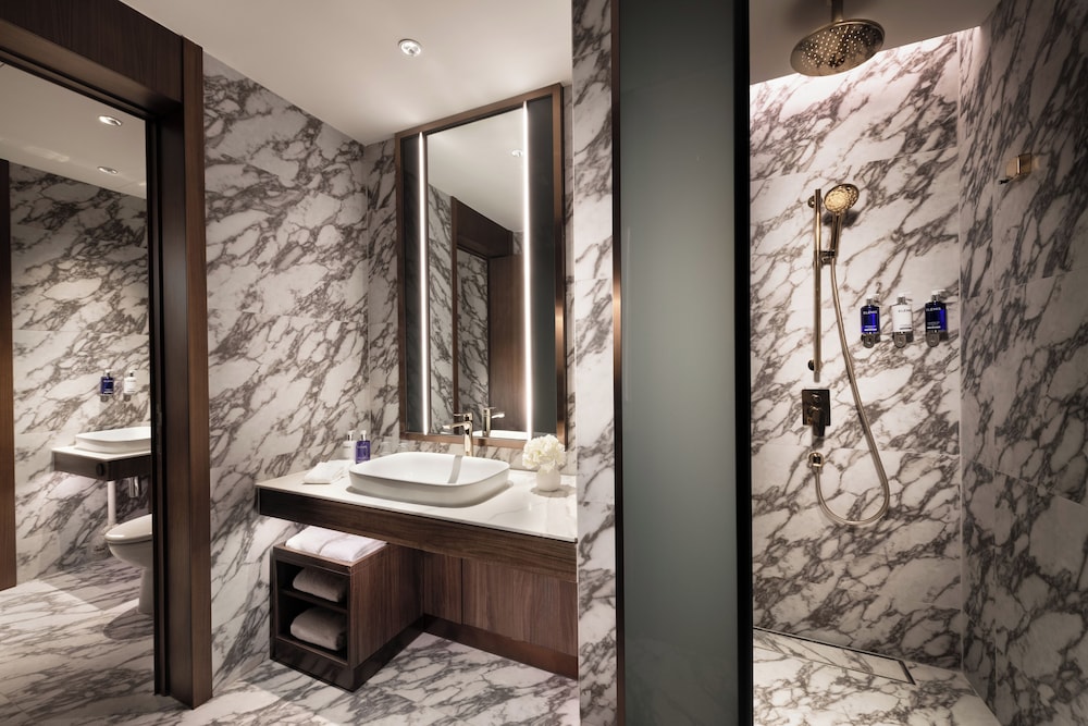 Studio Suite – Caviar (100g) + Local Hk Crisps + Up To 50 Bottles Sparkling Wine