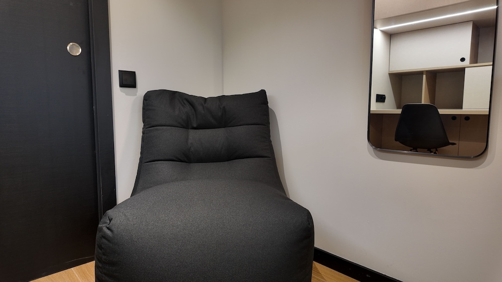 Private Studio (Single bunk bed ) photo 3