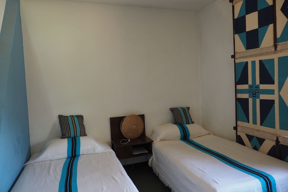 Standard Twin Room, Lake View photo 2
