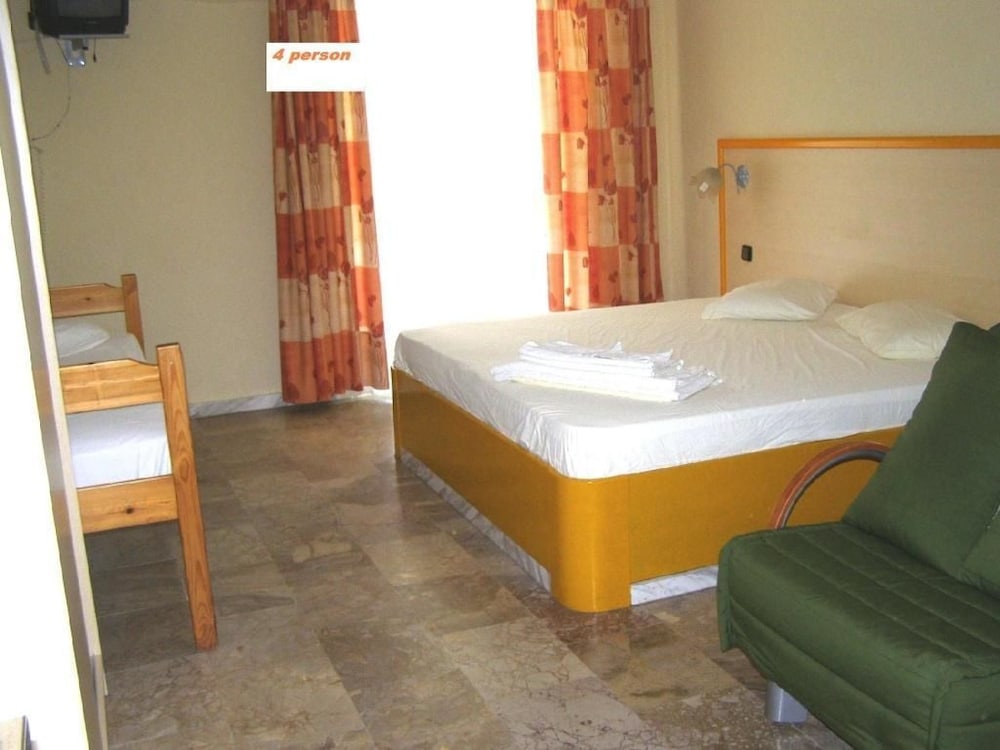 Economy Double Room, 1 Bedroom photo 2