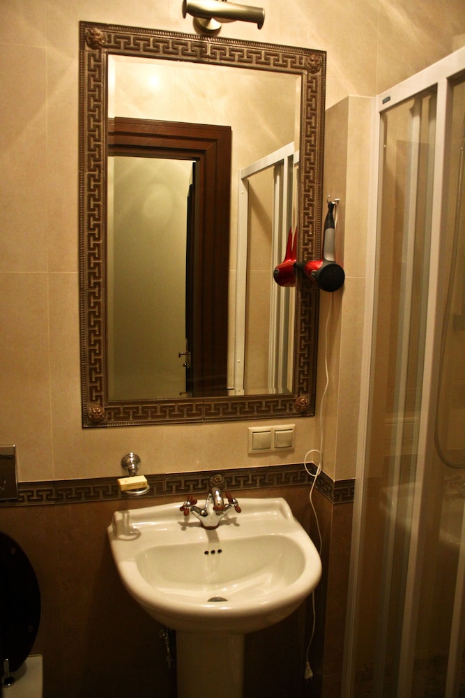 Luxury Suite, 1 Bedroom, Balcony photo 2