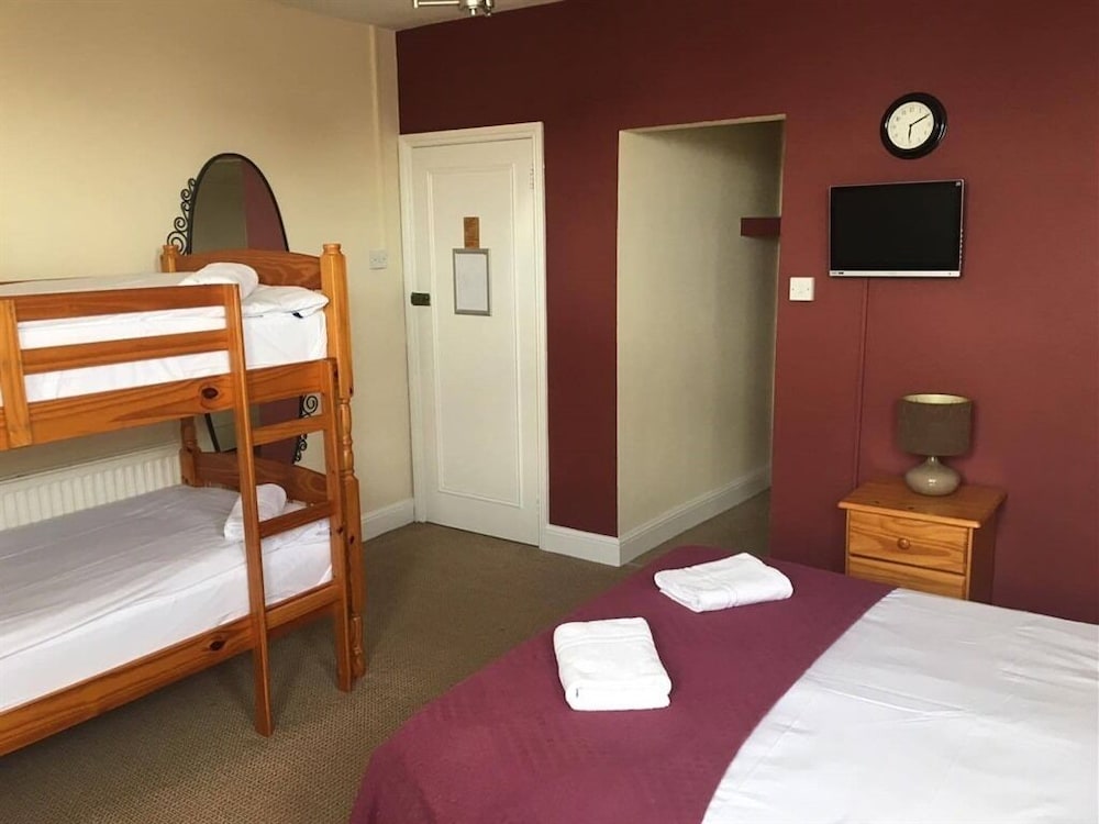 Suite, Ensuite photo 3