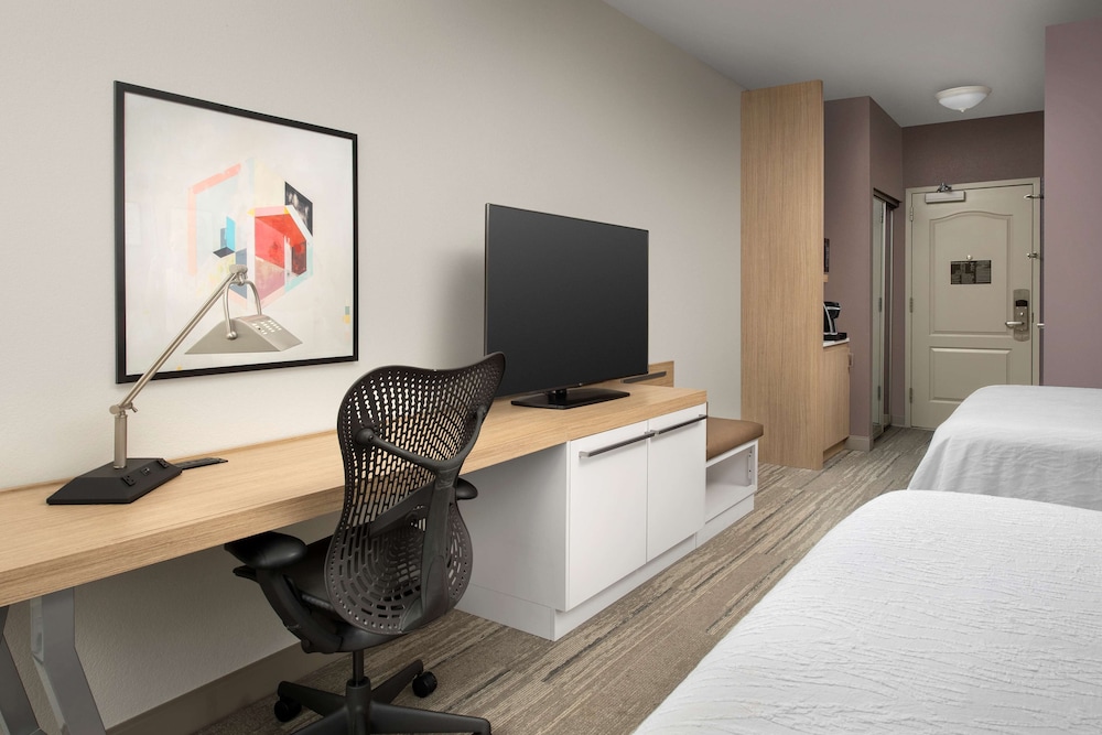 Room, 2 Queen Beds, Accessible - Photo 4