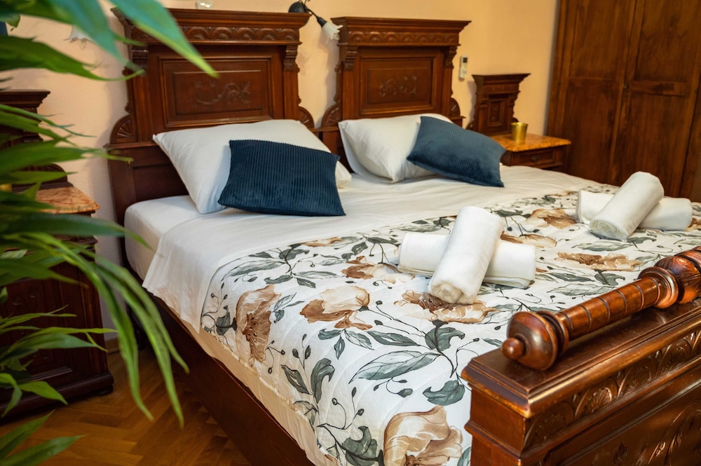 Triple Room (Luxury Triple Room 5) photo 1