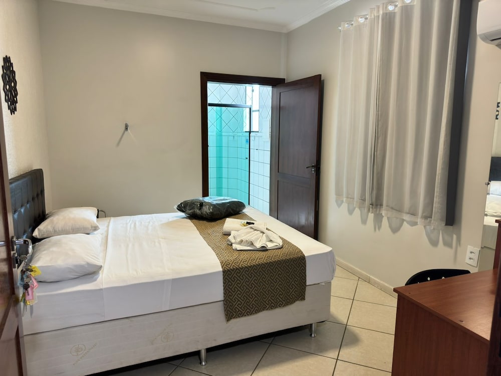 Standard Twin Room, 1 Bedroom, Non Smoking - Photo 5